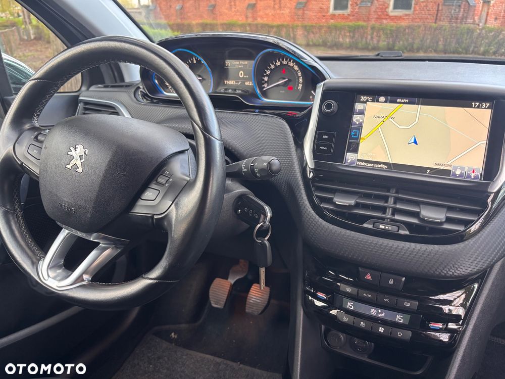 Peugeot 2008 1.2 VTi Allure - 13