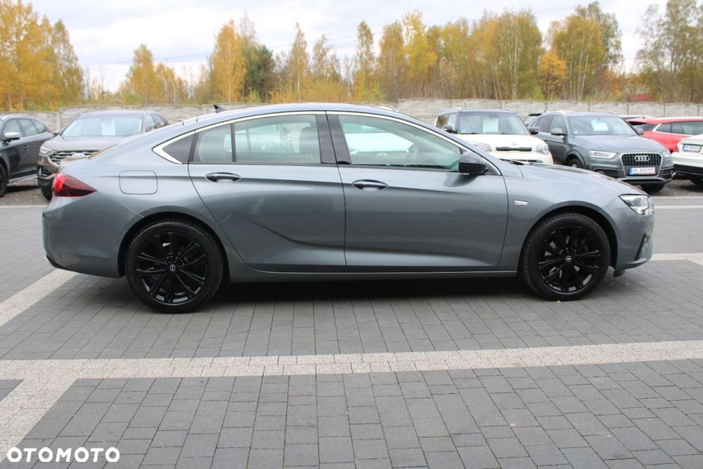 Opel Insignia - 8