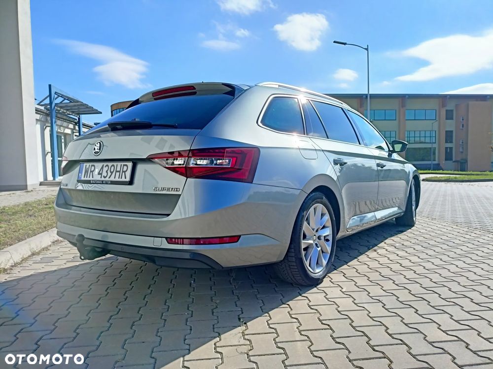 Skoda Superb 2.0 TDI Style - 7