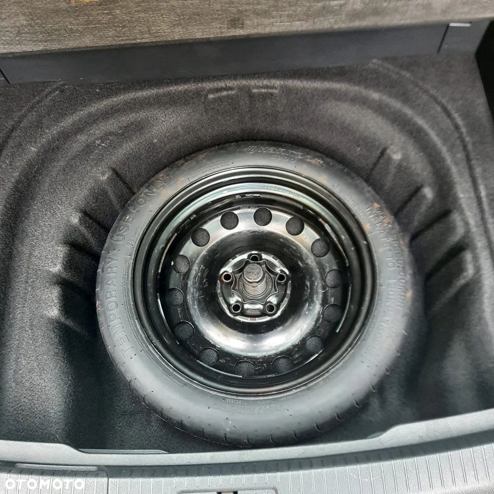 Volkswagen Golf 1.6 TDI BlueMotion Technology Allstar - 19