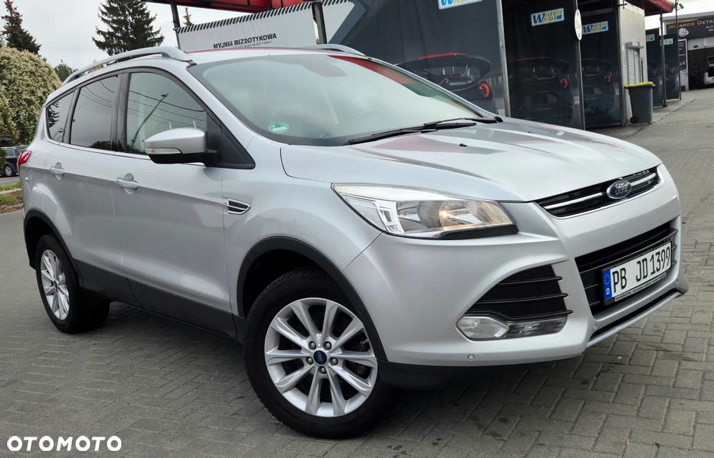 Ford Kuga 2.0 TDCi 4x4 Titanium - 22