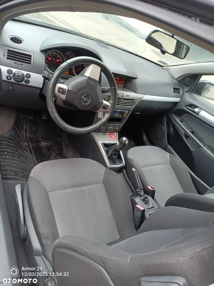 Opel Astra 1.8 Edition Plus - 8