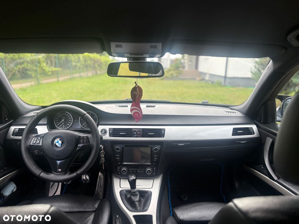 BMW Seria 3 318d DPF - 14