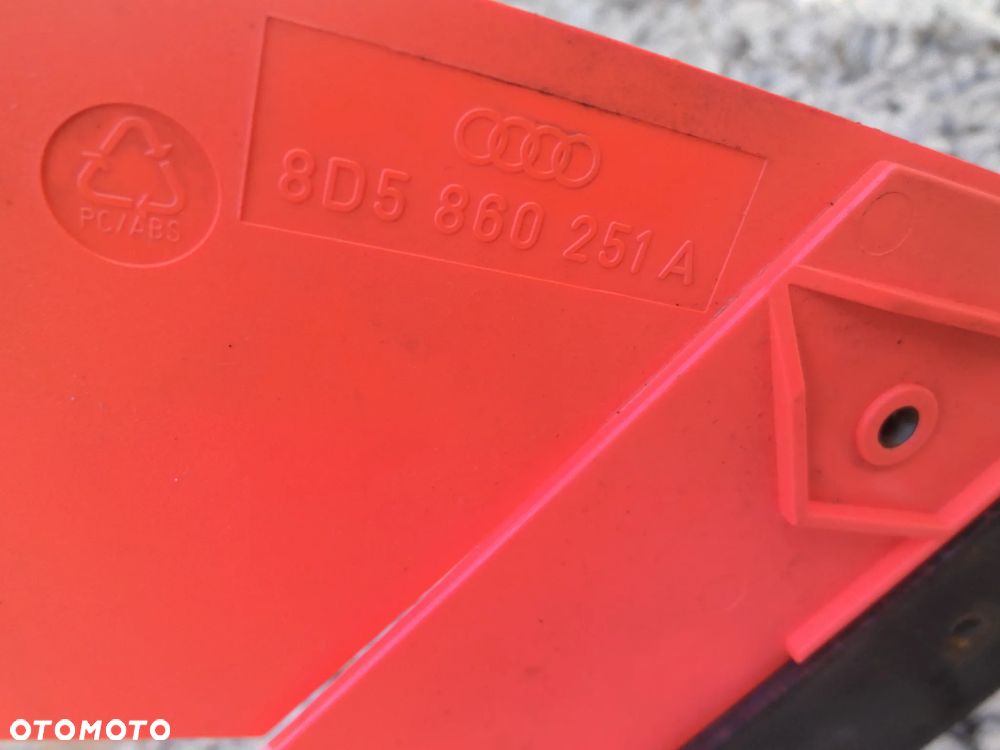 Trójkąt Ostrzegawczy Oryginalny 8D5860251A Sedan Audi A4 B5 FL Lift 99-01 - 3