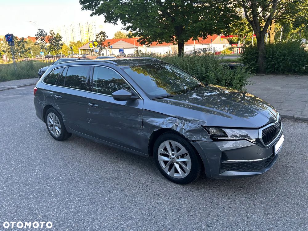 Skoda Octavia 1.5 TSI mHEV Selection DSG - 4