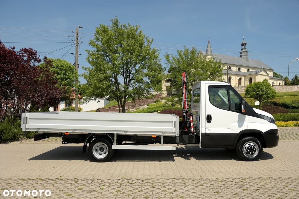 Iveco DAILY/35C14/HDS 1T/SKRZYNIA OTWARTA 8 EP/KOŁA  BLIŹNIACZE/JAK NOWY/BEZWYPADKOWY/NISKI PRZEBIEG/ - 28