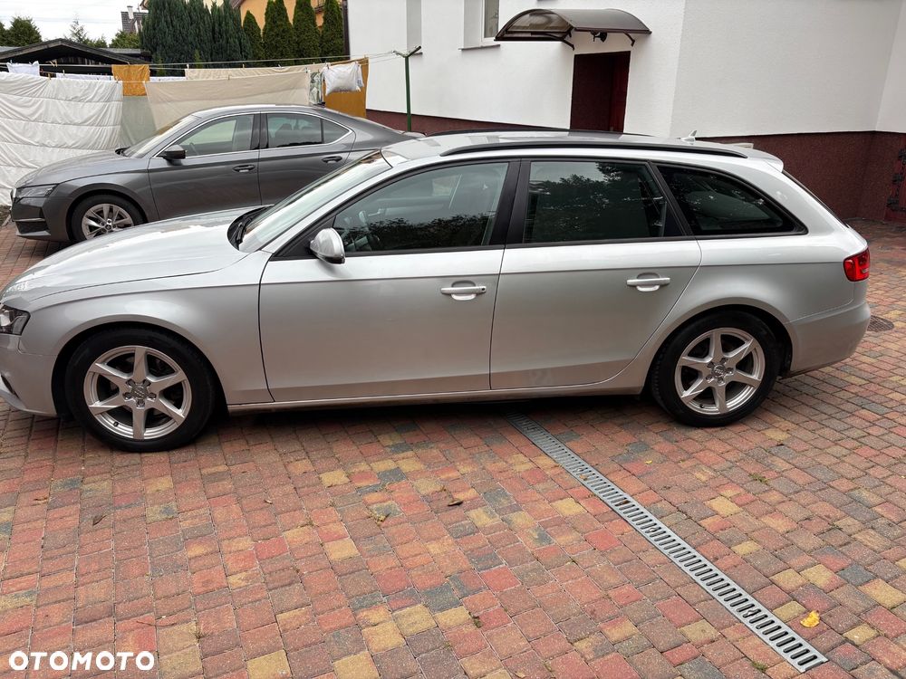 Audi A4 Avant - 9