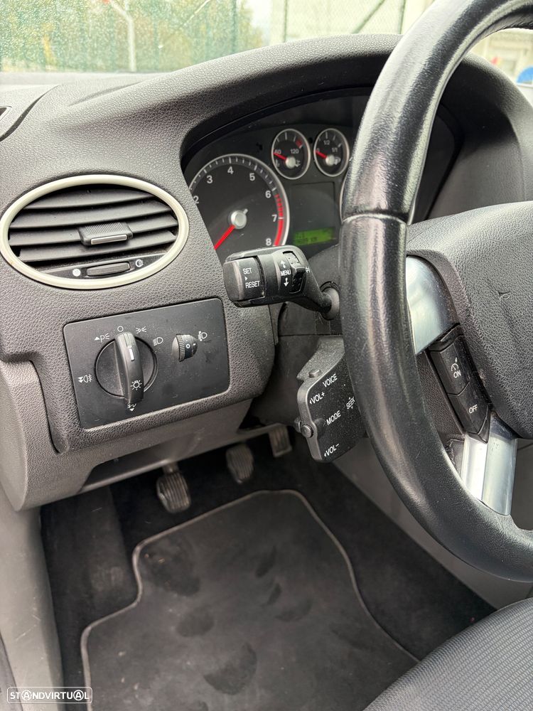 Ford Focus 1.4 16V Connection - 18