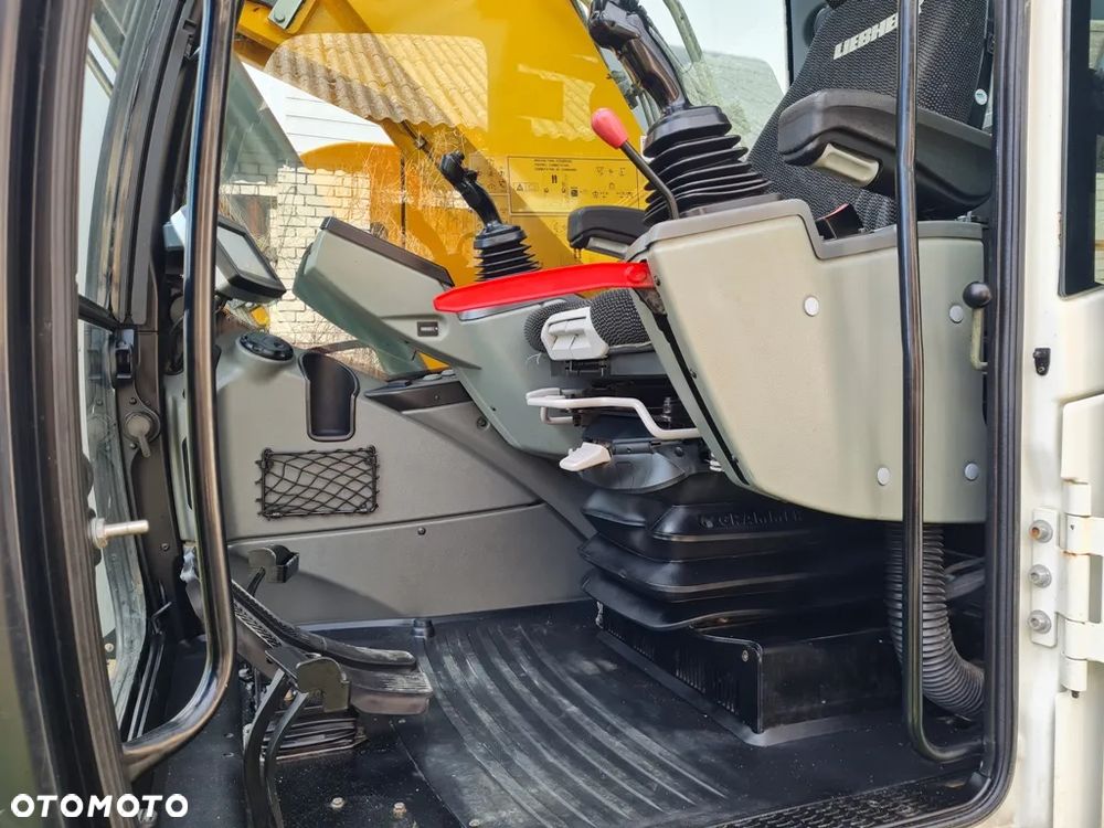 Liebherr Liebherr A 926 Compact 2018R STAN PERFEKCYJNY - 27