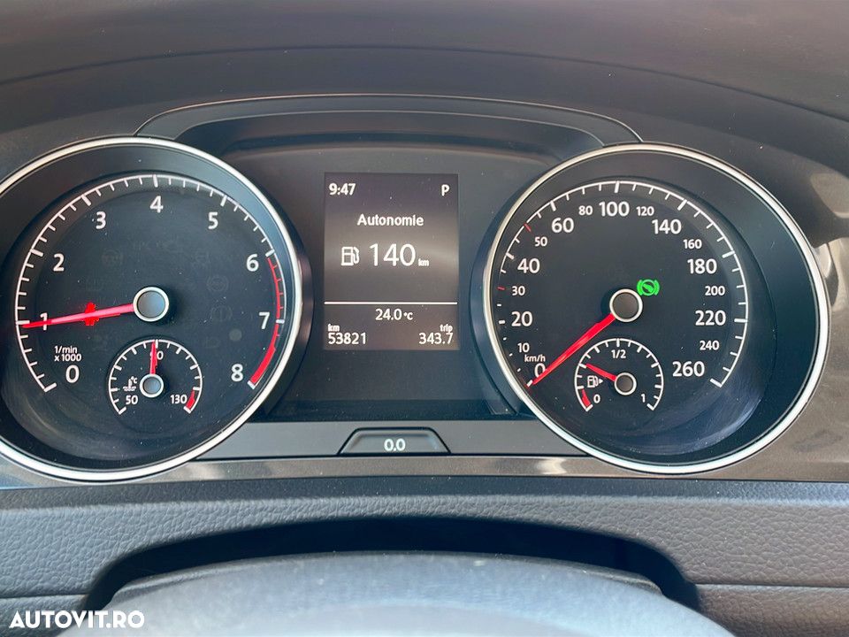 Volkswagen Golf 1.0 TSI DSG Comfortline - 18