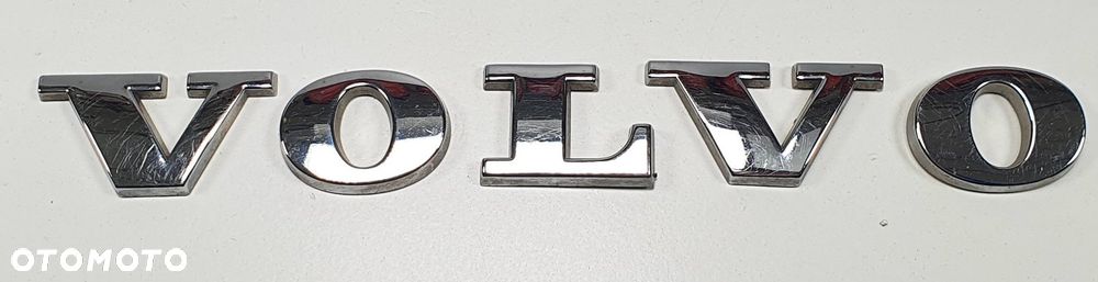ZNACZEK EMBLEMAT NAPIS VOLVO C70 II - 1