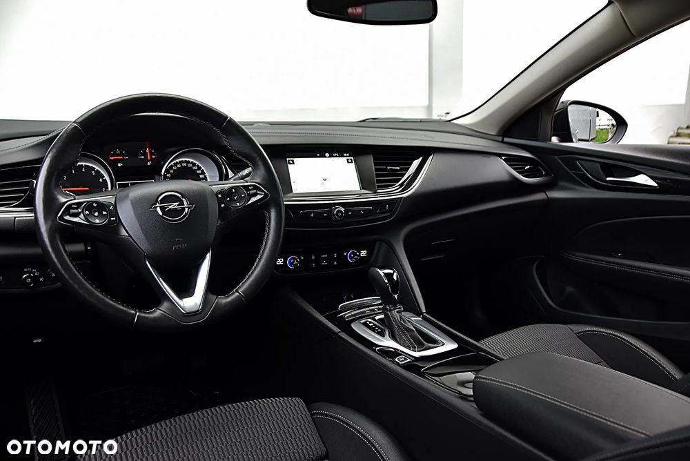 Opel Insignia 1.5 T GPF Innovation S&S - 24