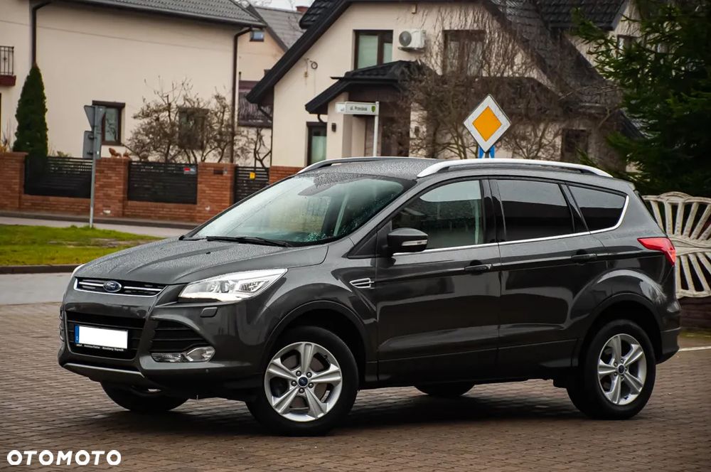 Ford Kuga 1.5 EcoBoost 4x4 Titanium - 10