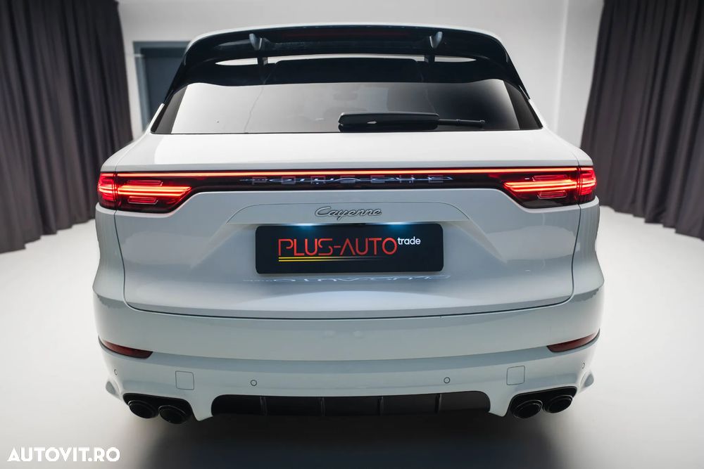 Porsche Cayenne E-Hybrid Tiptronic S Platinum Edition - 5