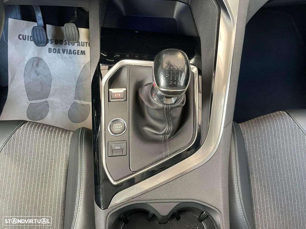 Peugeot 5008 1.5 BlueHDi Allure Pack - 4