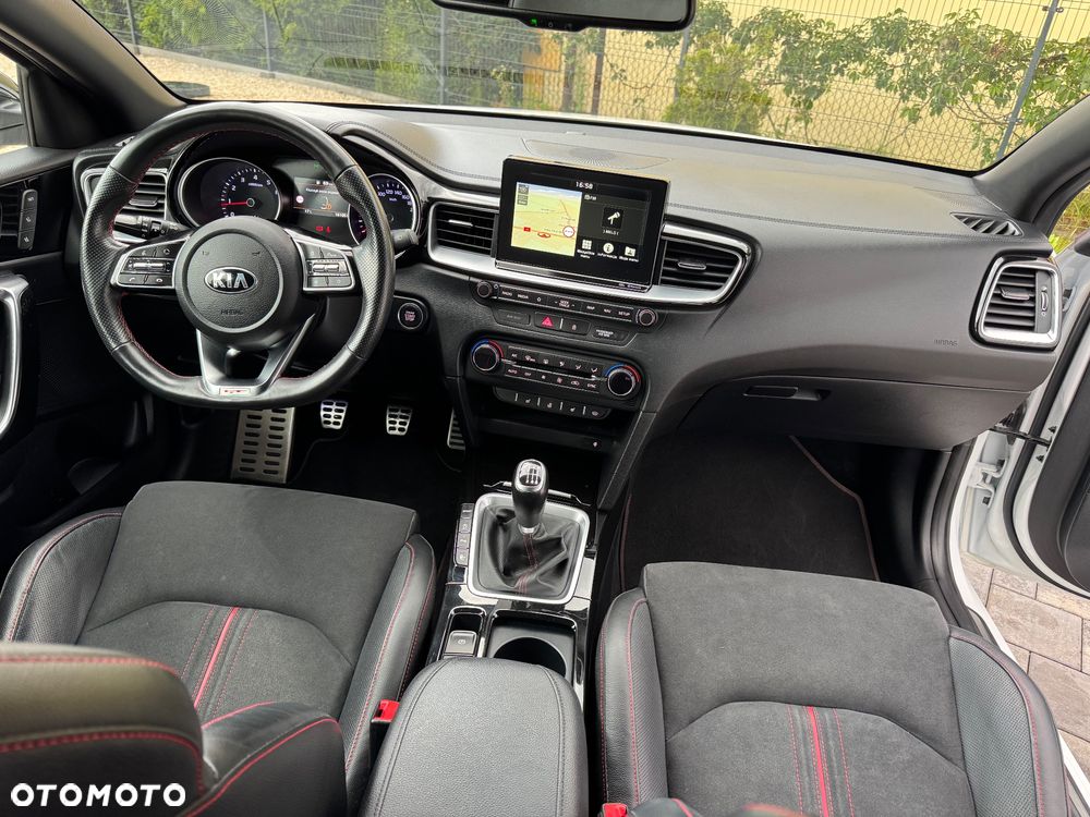 Kia ProCeed 1.6 T-GDI OPF GT - 22