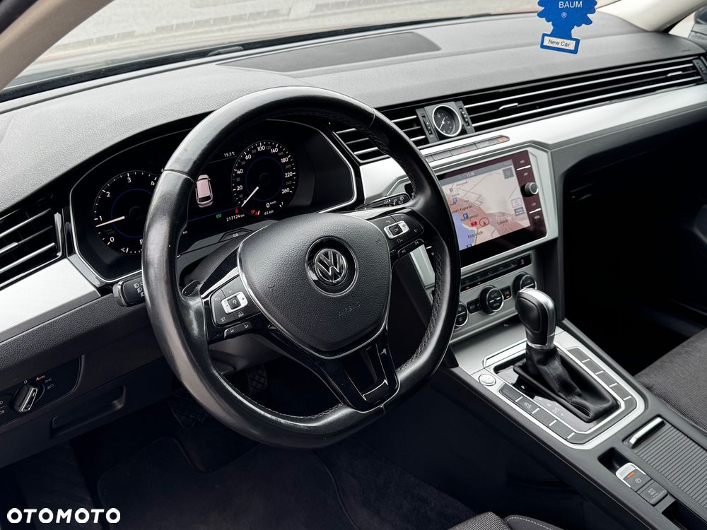 Volkswagen Passat 2.0 TDI (BlueMotion Technology) DSG Comfortline - 32