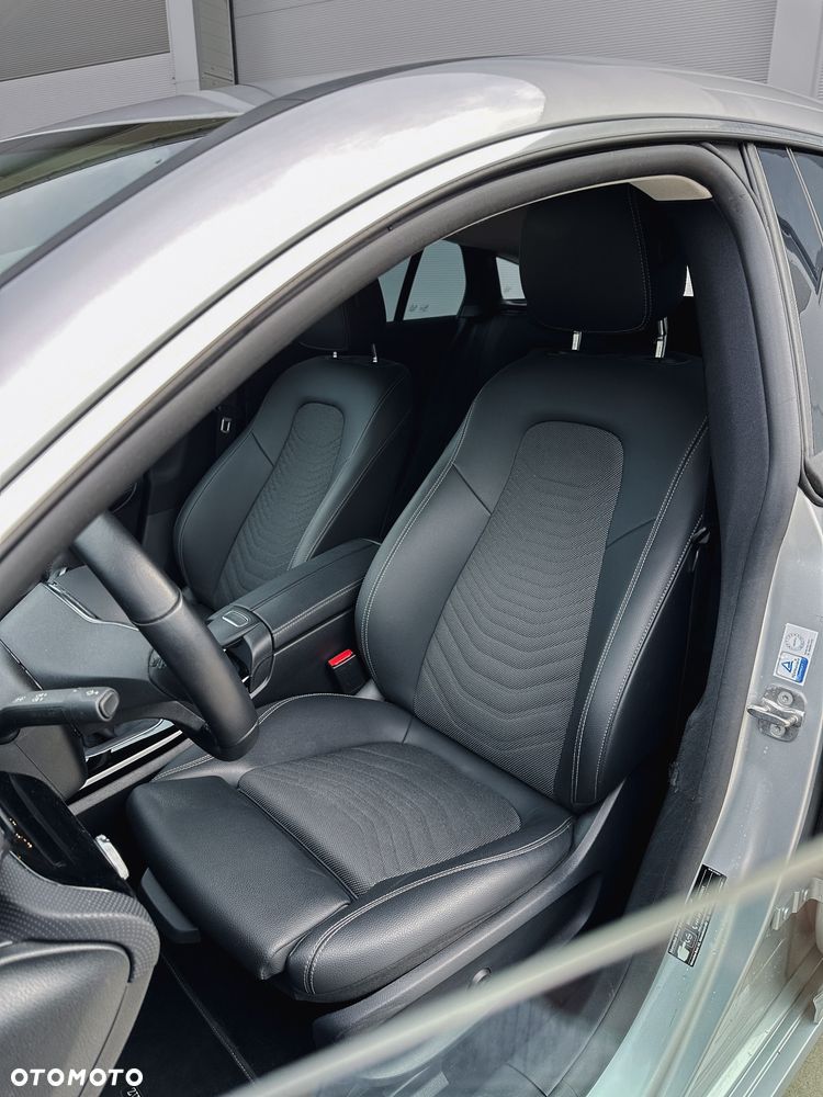 Mercedes-Benz CLA - 14