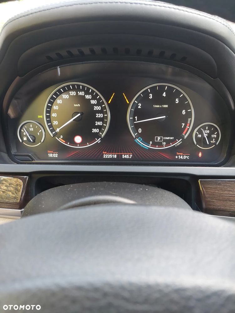 BMW Seria 7 750i L - 9