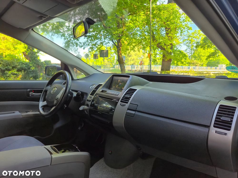 Toyota Prius 1.5 VVT-i Prestige - 16