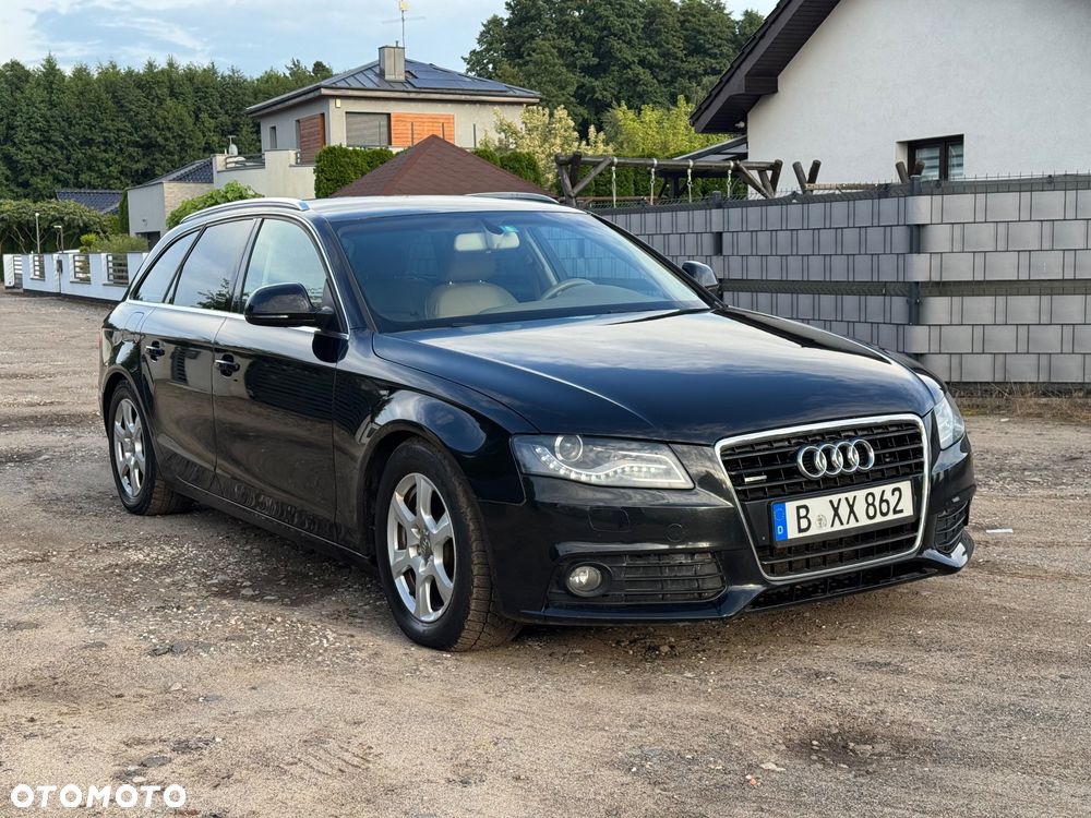Audi A4 ver-3-2-fsi-quattro-tiptronic-attraction - 10