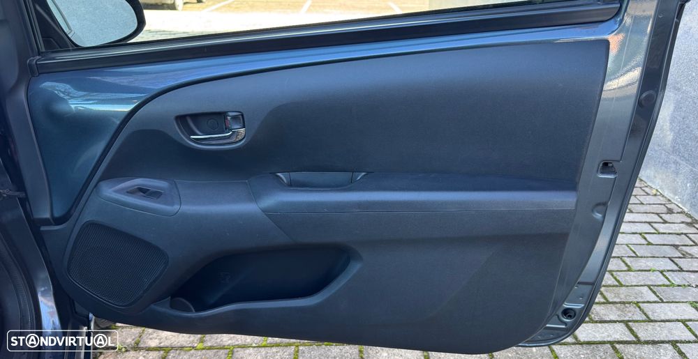 Peugeot 108 1.2 VTi Allure - 28