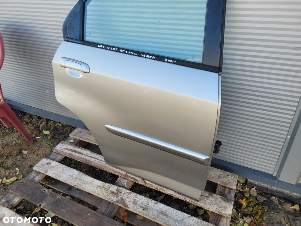 Honda City IV lift 05-08 sedan Drzwi lewy prawy przod lewy prawy tyl YR-528M - 10