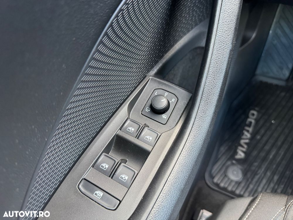 Skoda Octavia 2.0 TDI DSG Style - 26