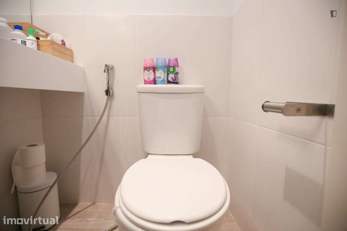 Apartamento com 1 quartos - localizado em Rato Lisbon - Grande imagem: 2/20