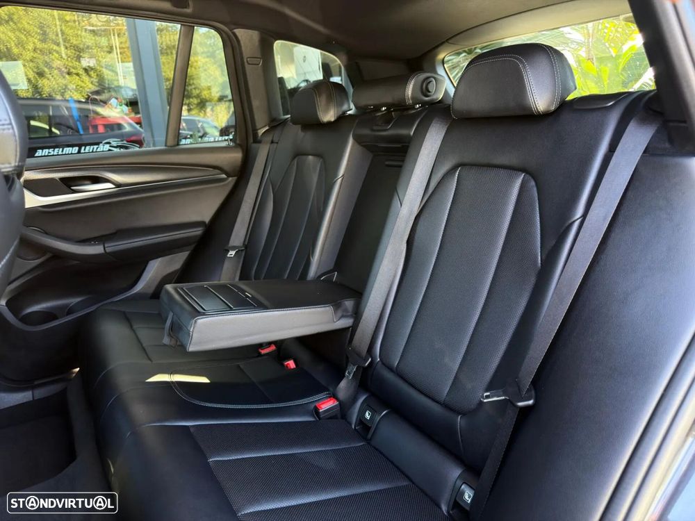 BMW X3 30 e xDrive Pack M - 21