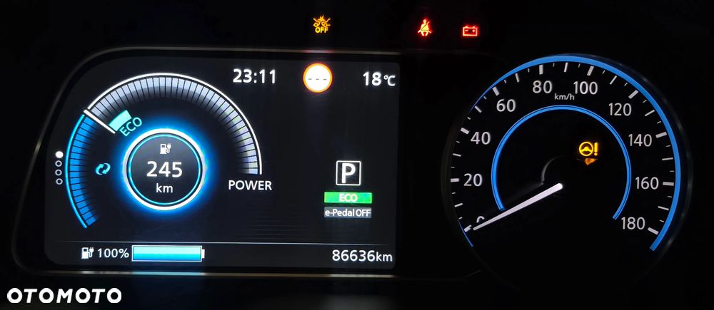 Nissan Leaf 40kWh Acenta (6.6 kW) - 11