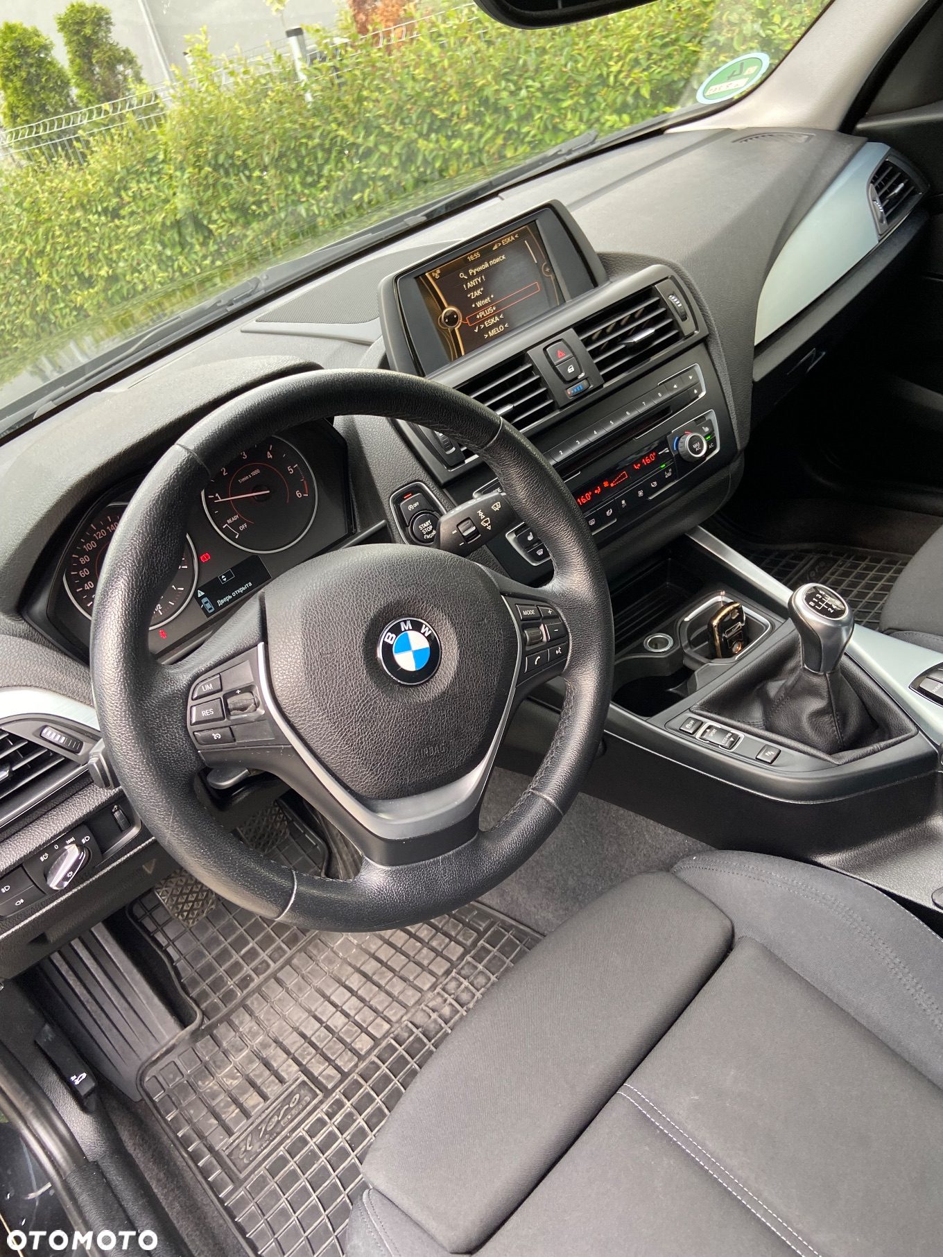 BMW Seria 1 120d - 12