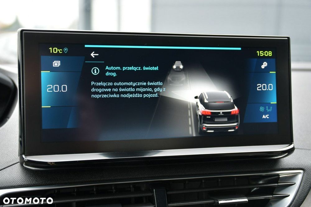 Peugeot 3008 1.6 PureTech HYbrid GT Line S&S EAT8 - 30