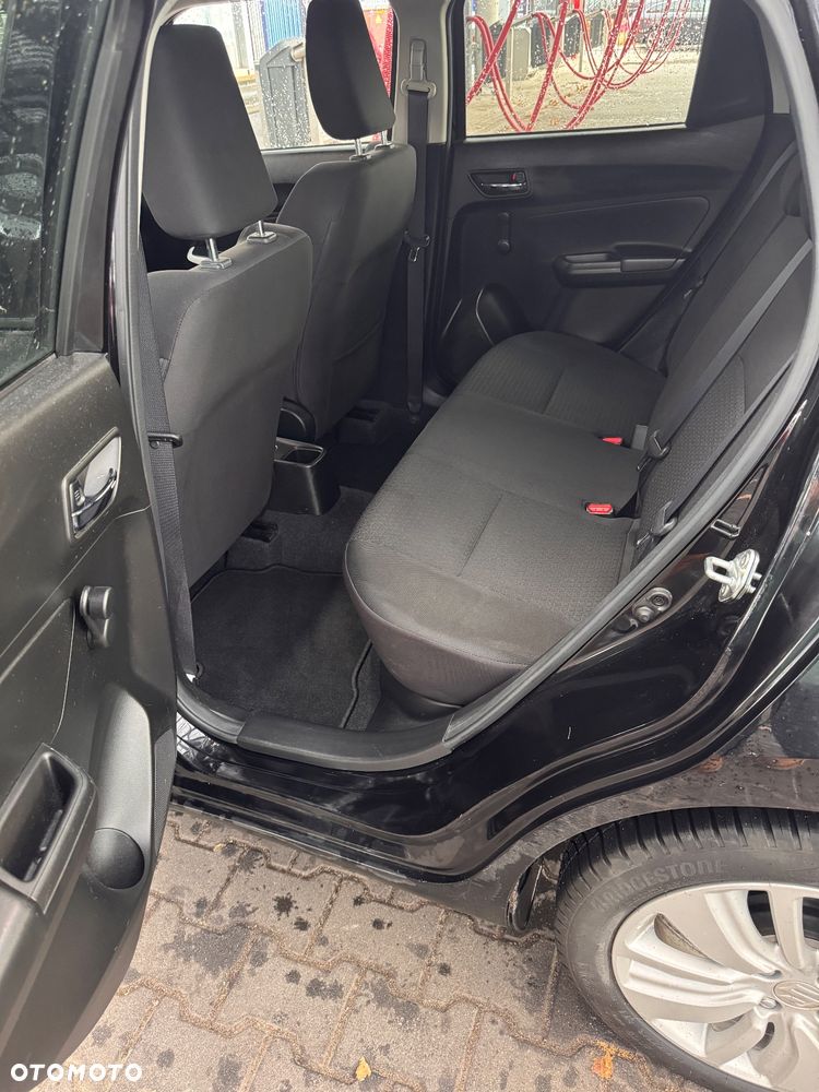 Suzuki Swift 1.2 Premium Plus - 13