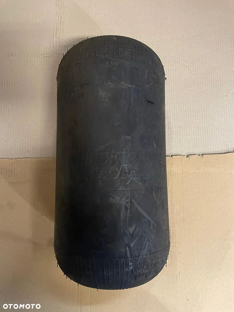 Poduszka zawieszenia BLACKTECH 9299 MAN TGA TGS TGX - 1