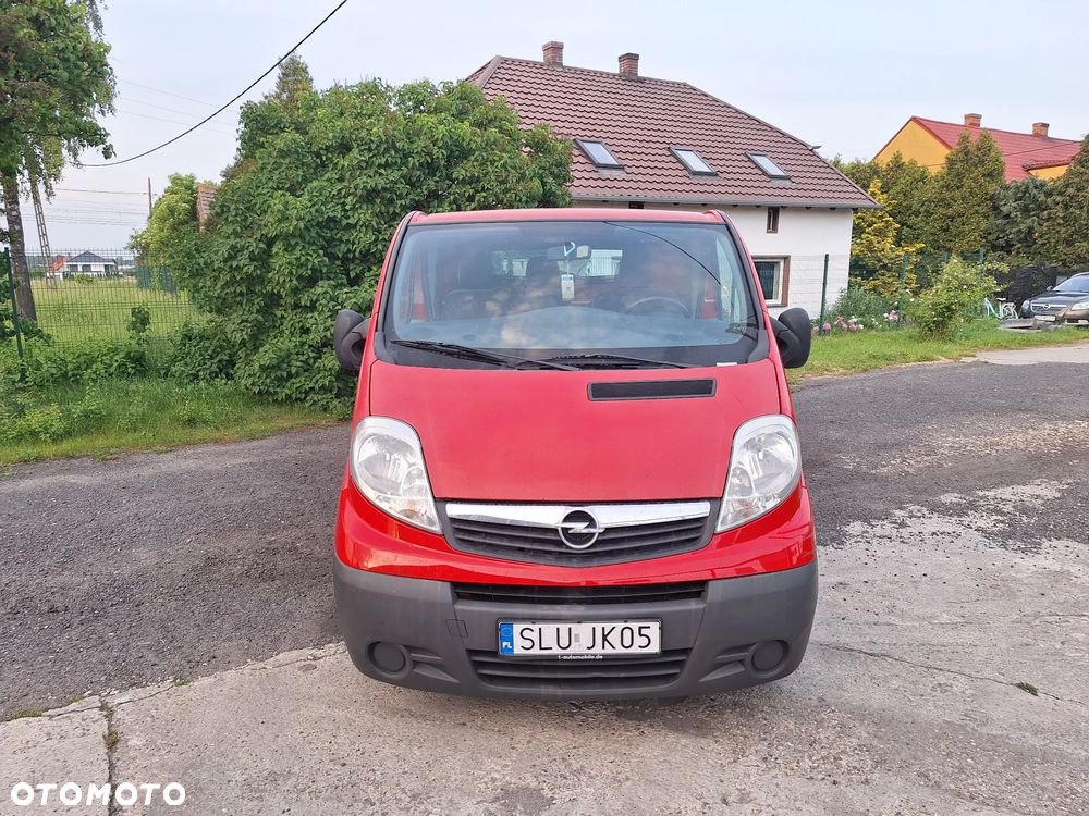 Opel Vivaro - 8