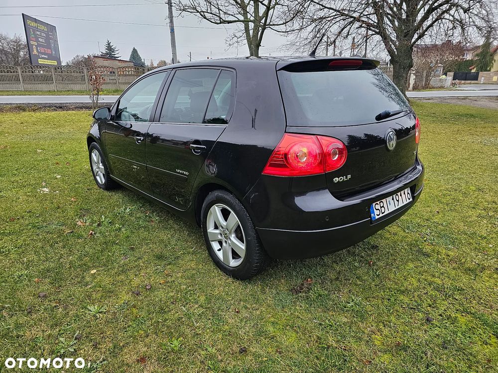 Volkswagen Golf V 1.9 TDI Trendline - 5