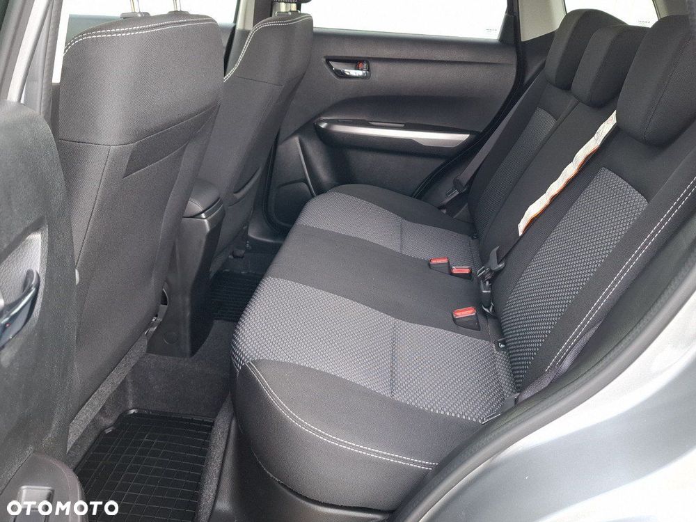 Suzuki Vitara - 12