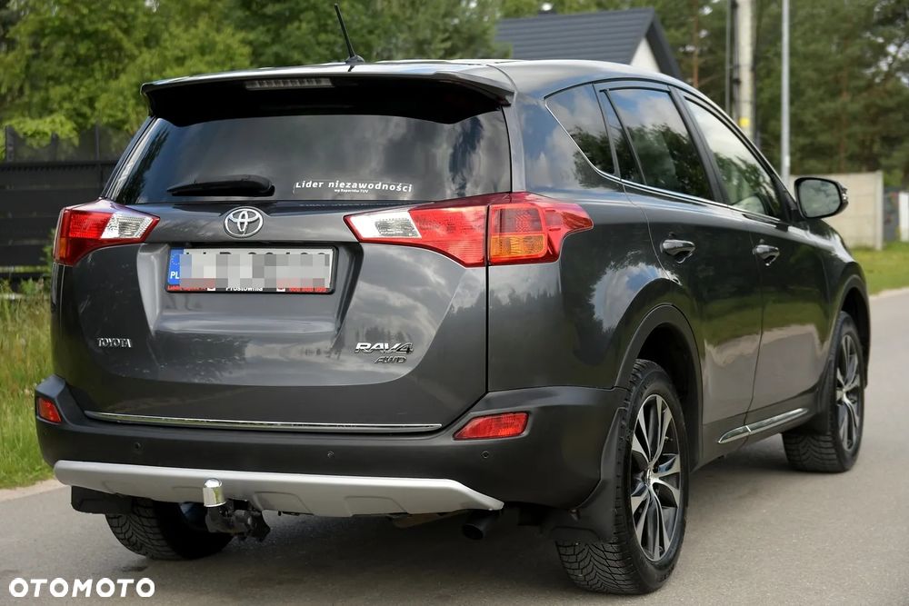 Toyota RAV4 - 6