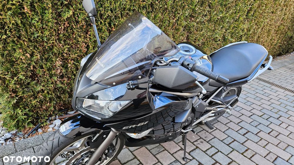 Kawasaki ER - 24