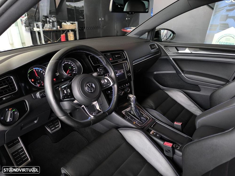 VW Golf 1.4 GTE Plug-In-Hybrid DSG - 6