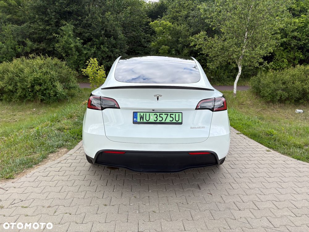 Tesla Model Y Performance AWD - 9
