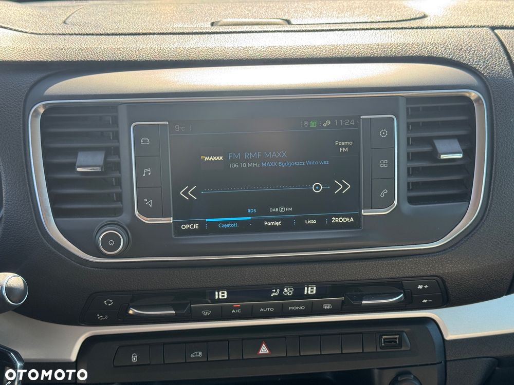 Peugeot Expert Kombi Standard 2,8t EAT8 - 24