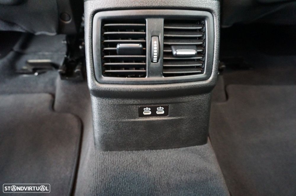 BMW X1 18 i sDrive Line Sport - 41