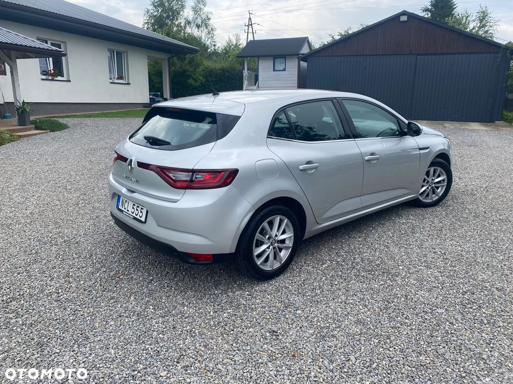 Renault Megane - 11