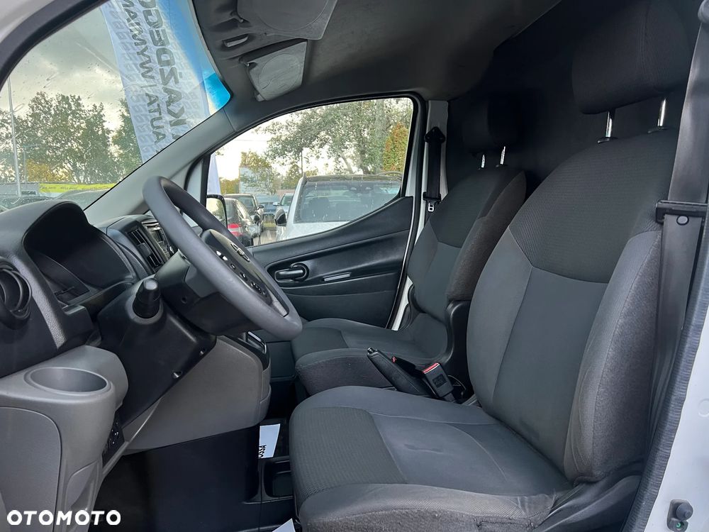Nissan NV200 - 15