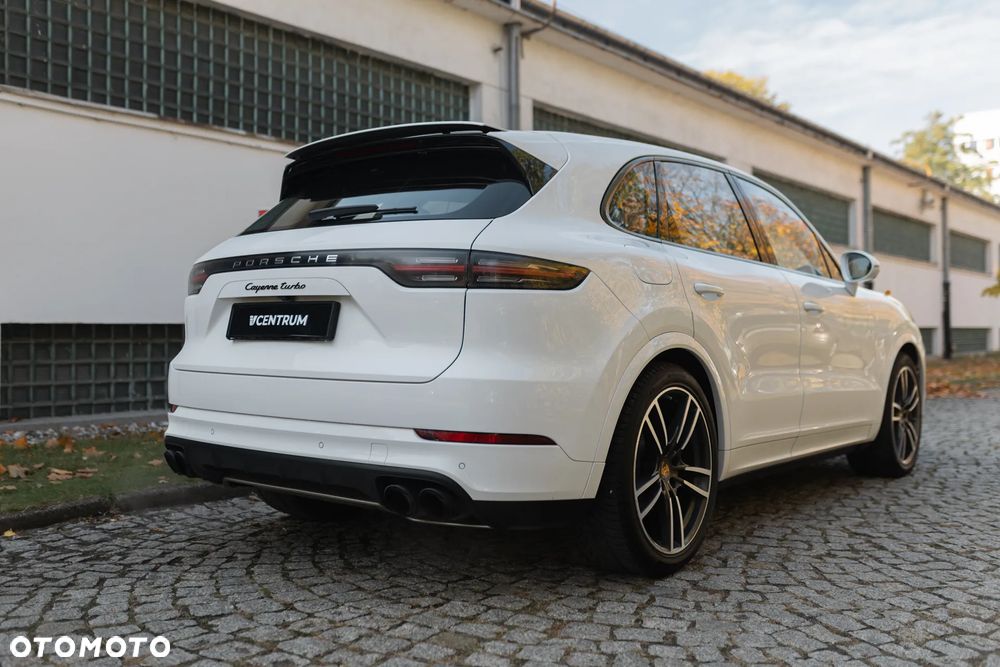 Porsche Cayenne Turbo - 9