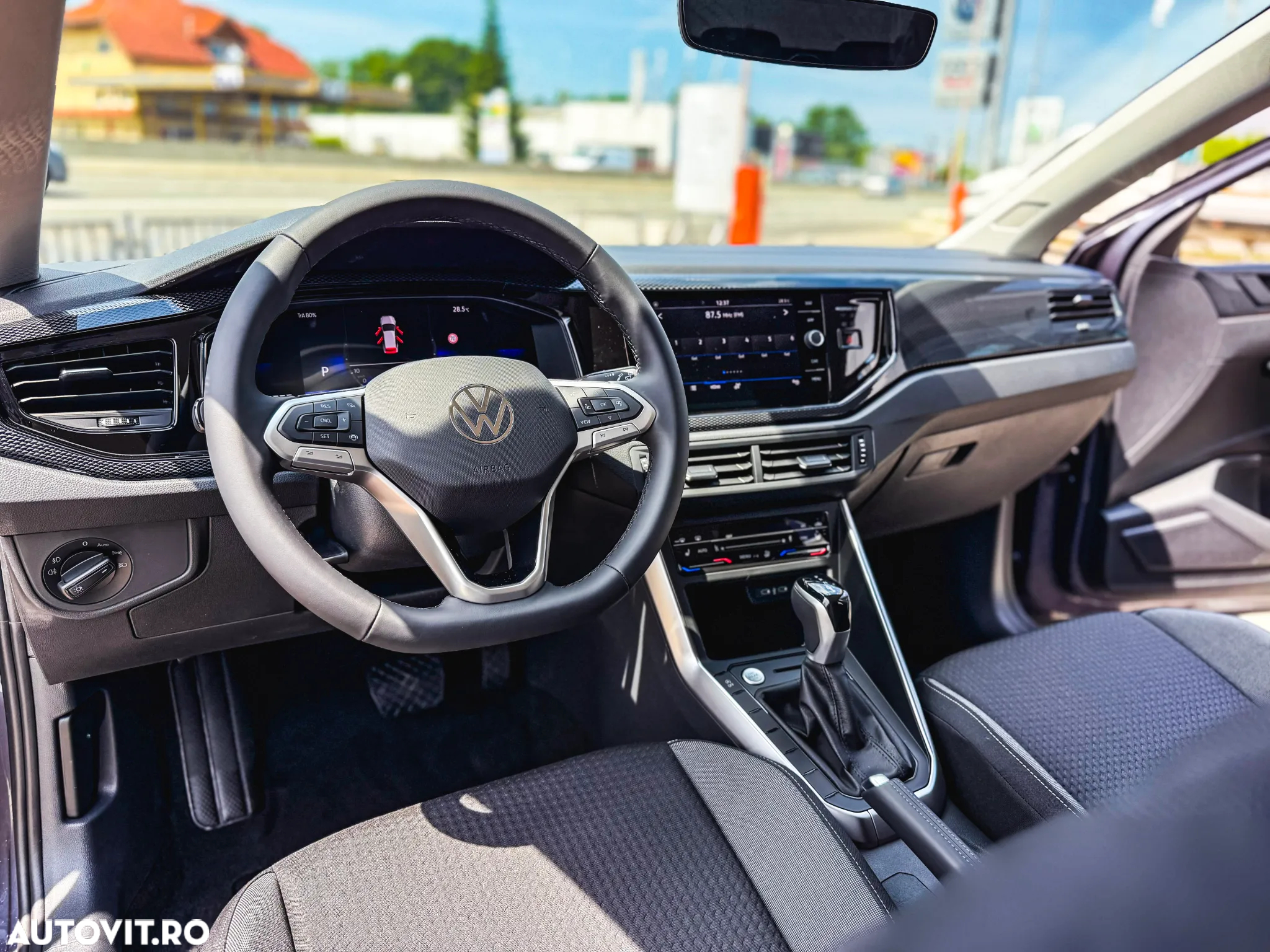 Volkswagen Taigo 1.0 TSI DSG Life - 23