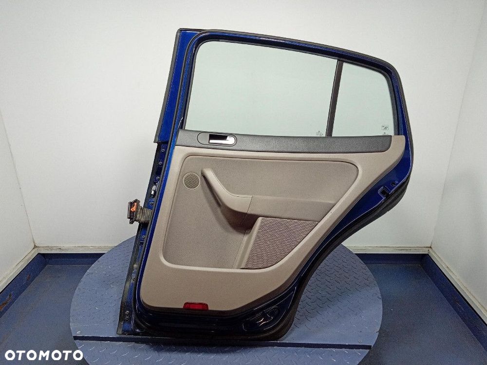 VW GOLF PLUS DRZWI TYŁ PRAWE TYLNE LD5Q - 7
