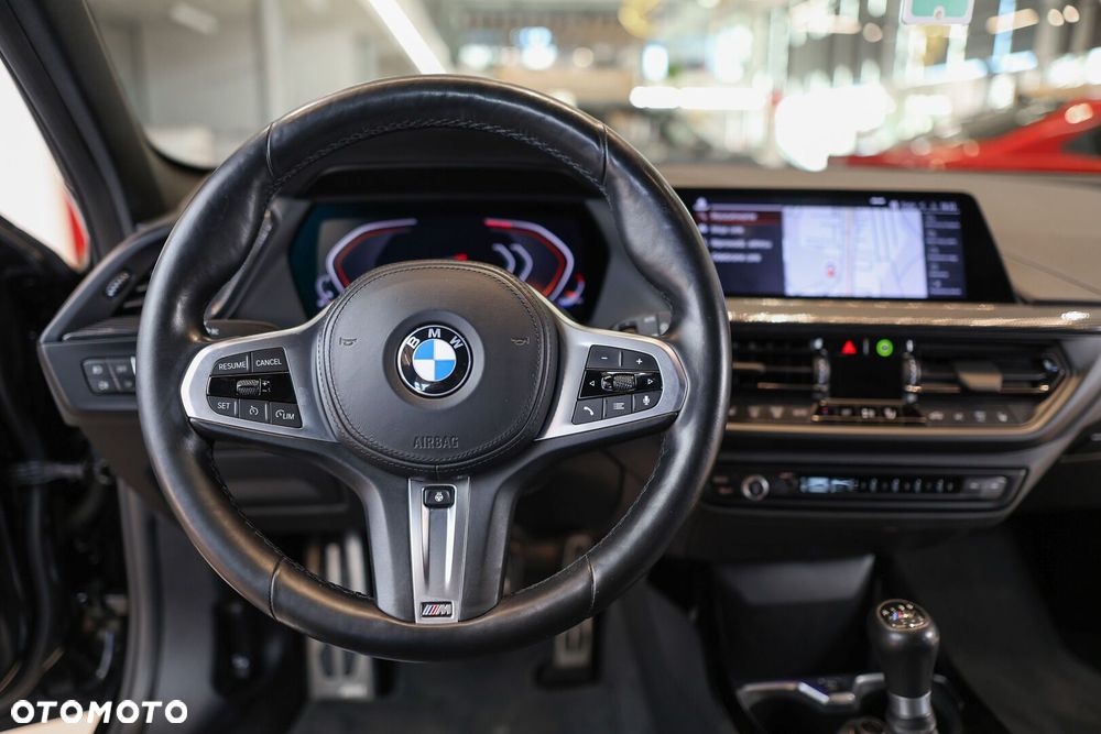 BMW Seria 1 - 12